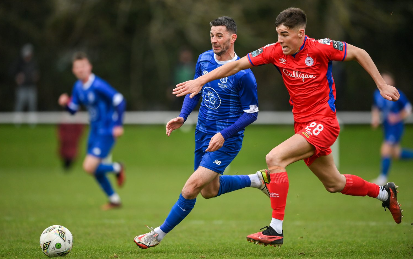 爱尔兰球队在欧洲比赛中力挫众多对手