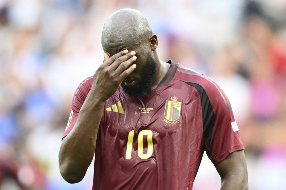 曼联客场大胜南安普顿,卢卡库梅开二度,曼联继续保持不败的简单介绍 曼联客场大胜南安普顿,卢卡库梅开二度,曼联继续保持不败的简单介绍