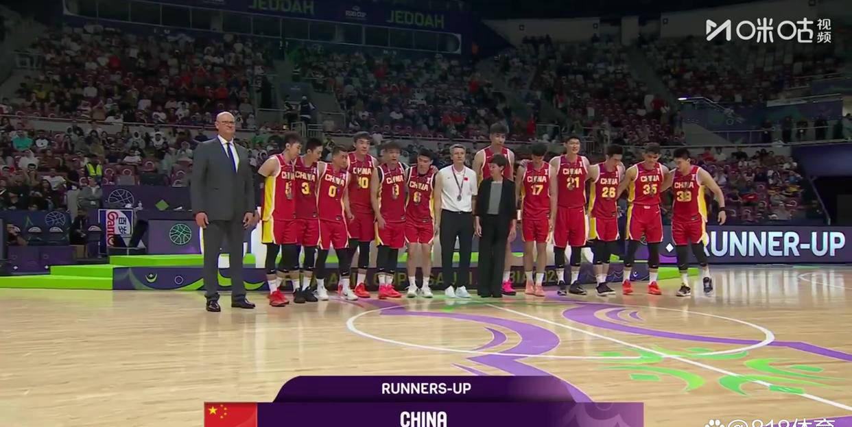 人球员表现抢眼,全队士气高涨的简单介绍 人球员表现抢眼,全队士气高涨的简单介绍