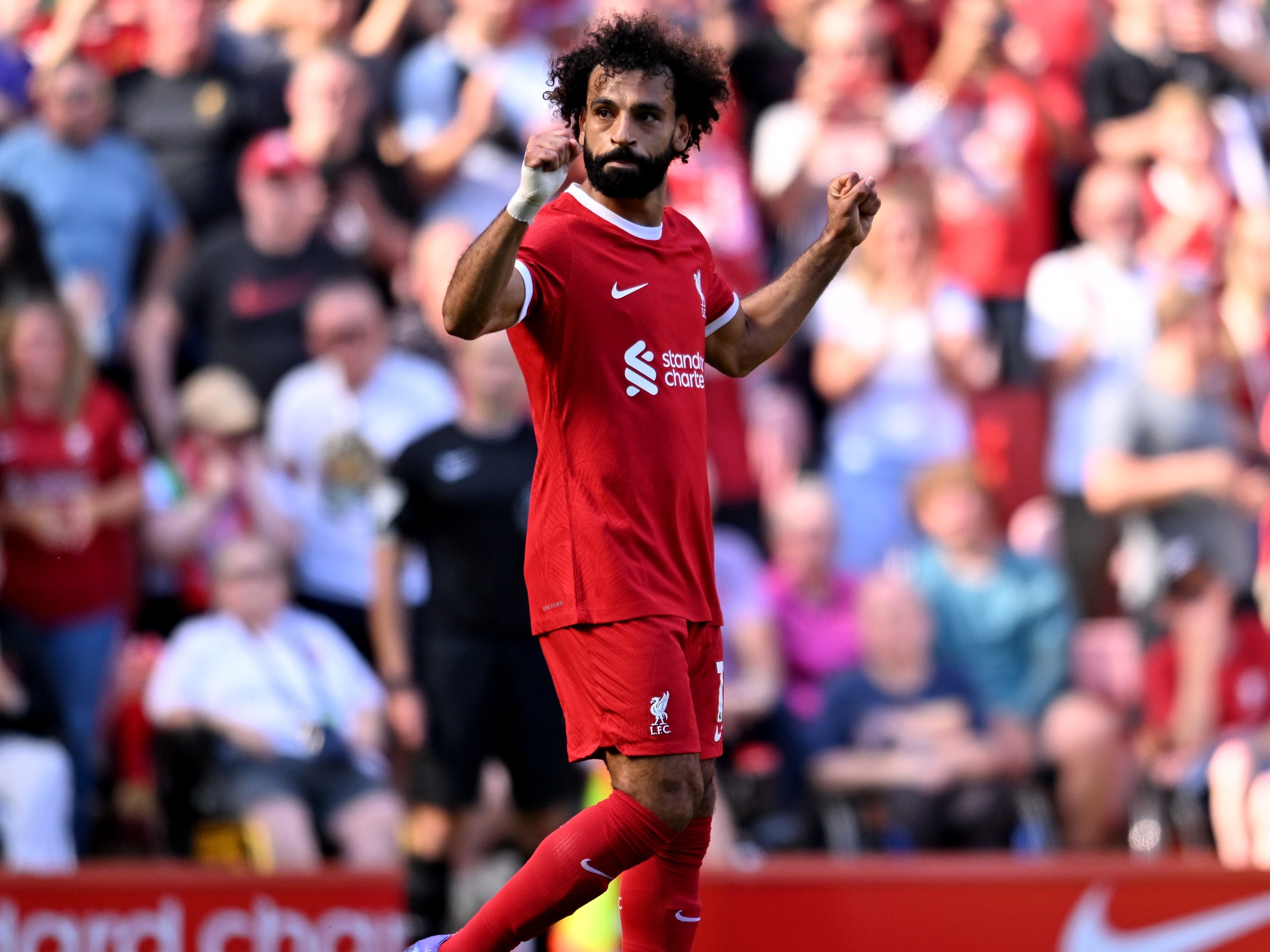 关于球场上的争夺激烈异常,焦点即将爆发的信息 关于球场上的争夺激烈异常,焦点即将爆发的信息