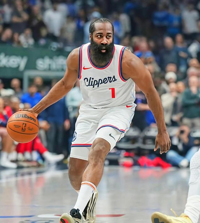 火箭防守不力,哈登独木难支再遭逆转的简单介绍 火箭防守不力,哈登独木难支再遭逆转的简单介绍