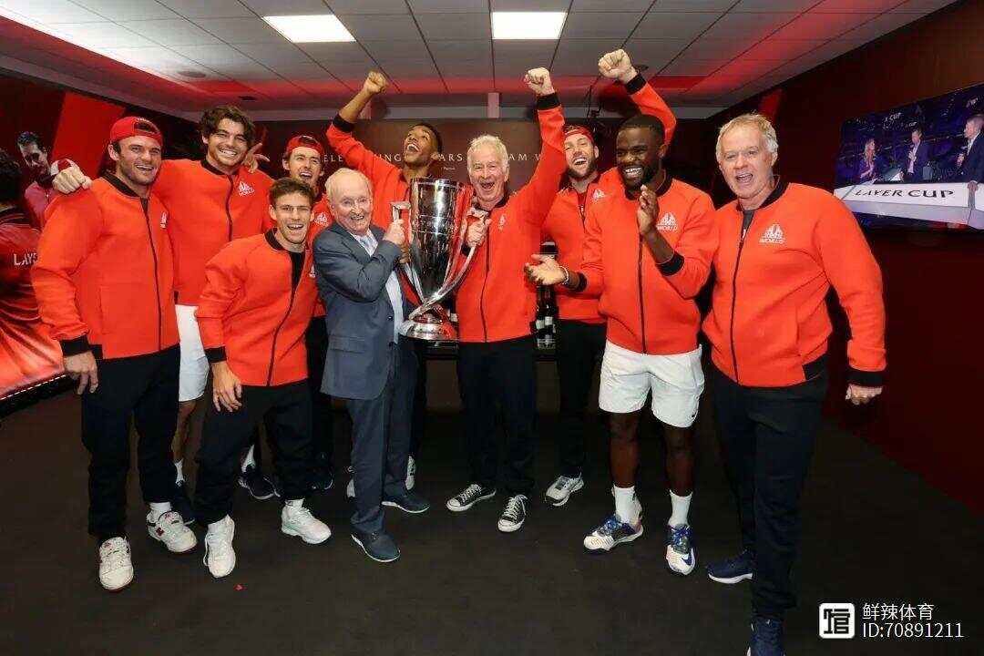 包含年终总决赛力克拉沃尔杯，西西帕斯惊艳四座的词条